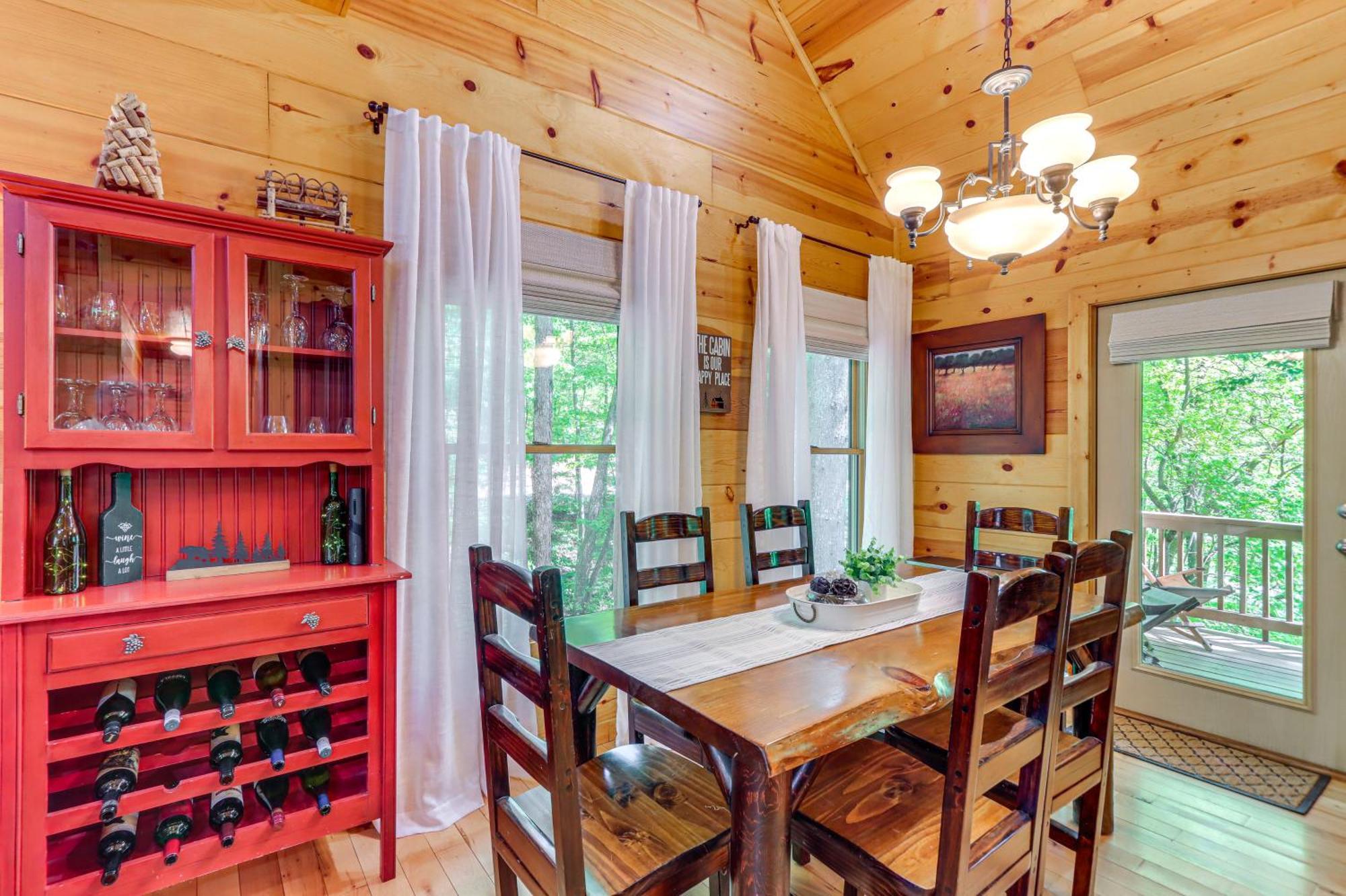 אלייז'ה Lakeside Cabin Game Room, Dock, Orchard, Wineries מראה חיצוני תמונה